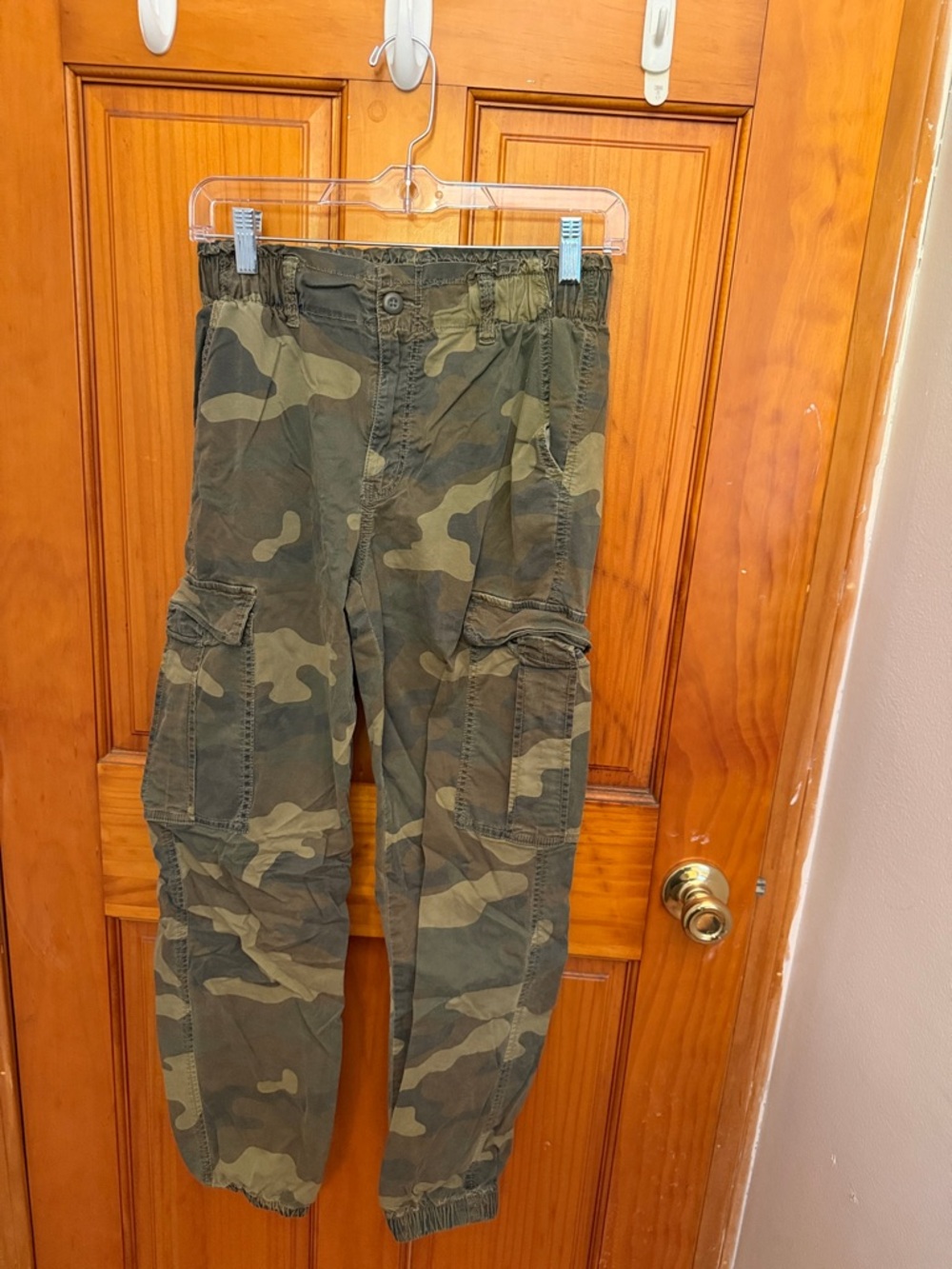 American Eagle Womens Camo Cargo Pants
